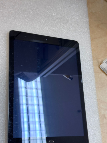 Apple iPad 5 9,7" Tablet 128GB Wi-Fi Cellular LTE 4G Spacegrey black
