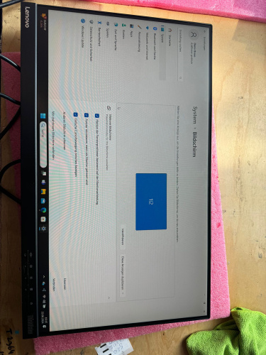 Lenovo ThinkVision T23i-10 23-Zoll Monitor IPS FHD 1920x1080 DP HDMI VGA USB 6ms schwarz ohne Fuß Displaykratzer - Gebraucht
