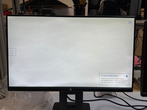 HP Z23n 23-Zoll Monitor IPS FHD 1920x1080 DP HDMI VGA USB 7ms schwarz Displayfleck - Gebraucht