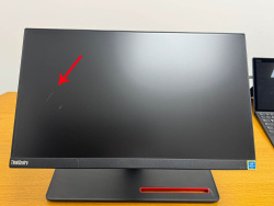 Lenovo ThinkCentre M70a AiO PC 21,5-Zoll G6400 8GB 256GB SSD FHD Wi-Fi BT DVD WIN10 Displaykratzer - Gebraucht