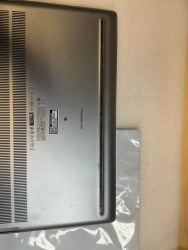 Dell Precision 7560 15,6-Zoll Notebook i7-11850H 16GB 512GB SSD FHD T1200 BE Backlight WIN11