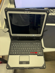 Panasonic Toughbook CF-33mk1 12 Zoll Tablet i5-7300U 8GB 256GB SSD 2160x1440 FR Touch WCAM WIN10