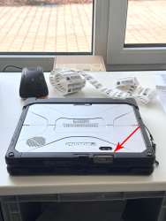 Panasonic Toughbook CF-33mk1 12 Zoll Tablet i5-7300U 8GB 256GB SSD 2160x1440 FR Touch WCAM WIN10