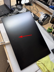 Dell UltraSharp U2421E 24,1-Zoll Monitor IPS WUXGA 1920x1200 DisplayPort HDMI USB-C LAN 5ms grau