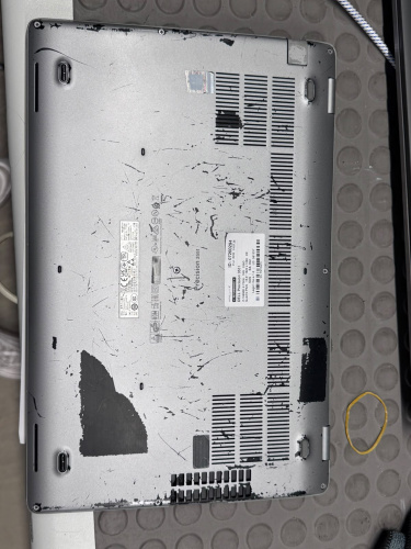 Dell Precision 3551 15,6 Zoll Notebook i7-10850H 16GB...