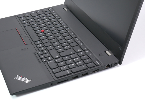 Lenovo ThinkPad P52s 15 Zoll Notebook i7-8650U 16GB 512GB SSD Full HD P500 DE Backlight FP WCAM Win10